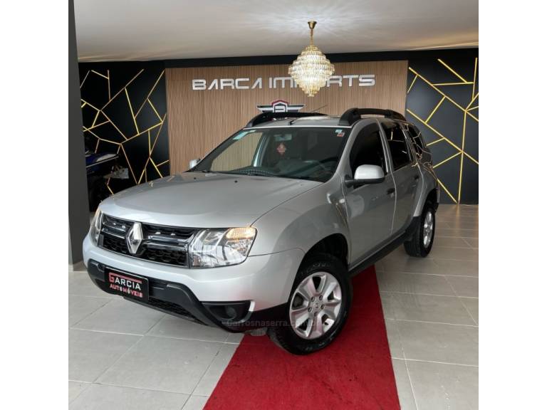 RENAULT - DUSTER - 2016/2017 - Prata - R$ 69.900,00