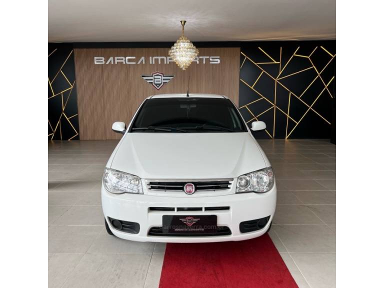 FIAT - PALIO - 2014/2015 - Branca - R$ 33.900,00