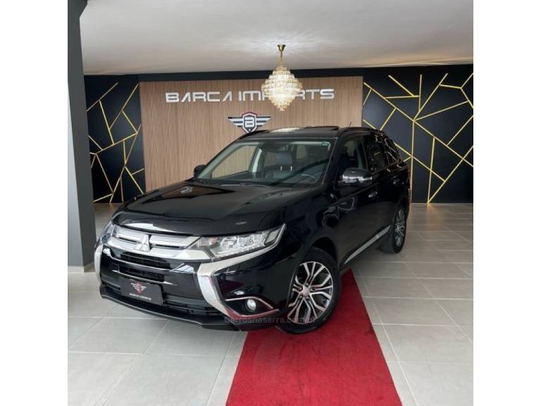 MITSUBISHI - OUTLANDER - 2016/2016 - Preta - R$ 122.900,00