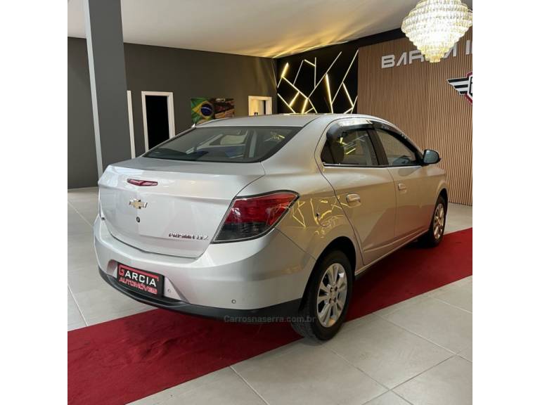 CHEVROLET - PRISMA - 2014/2015 - Prata - R$ 53.900,00