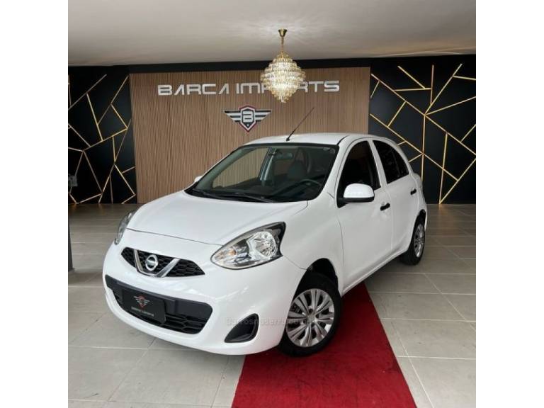 NISSAN - MARCH - 2015/2016 - Branca - R$ 41.900,00